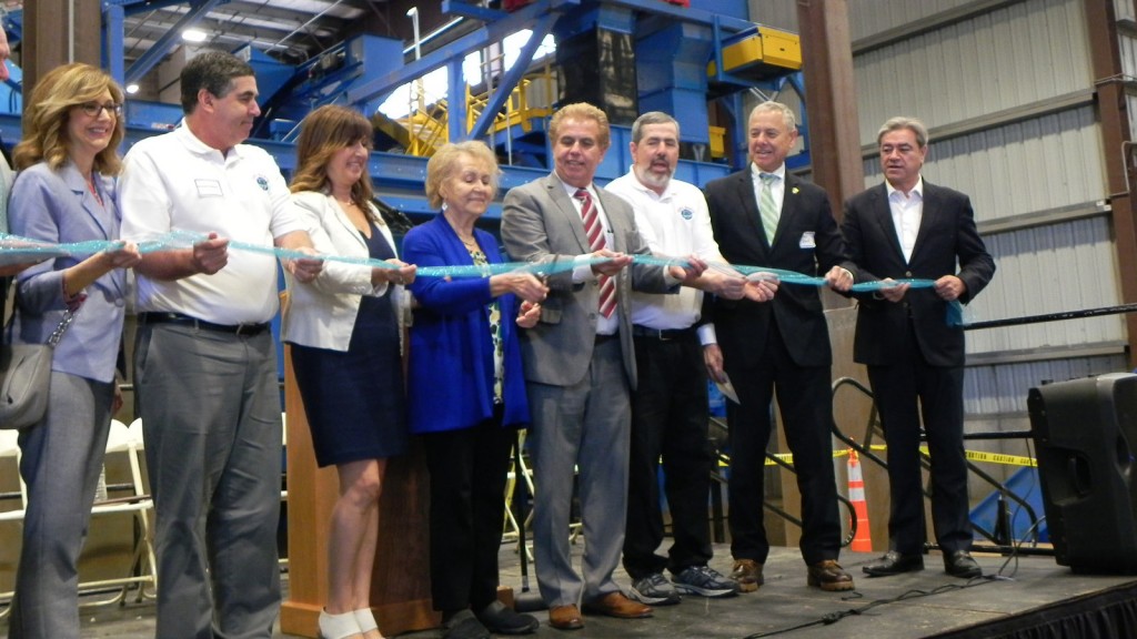 Zero Waste Solutions opens 103,000 square-foot MRF in Rochester MA