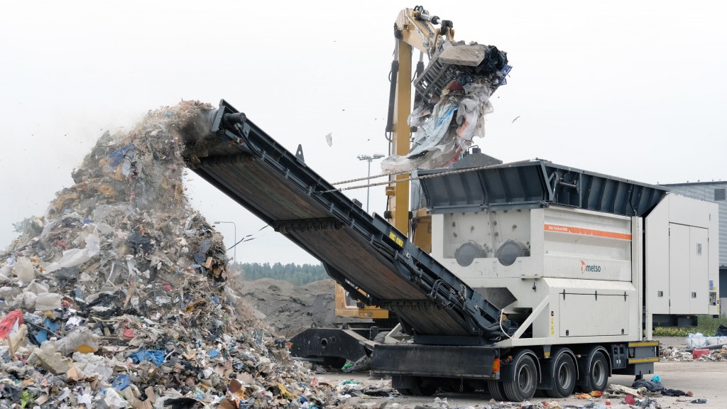 Metso's MJ Pre-Shred Mobile shredder.