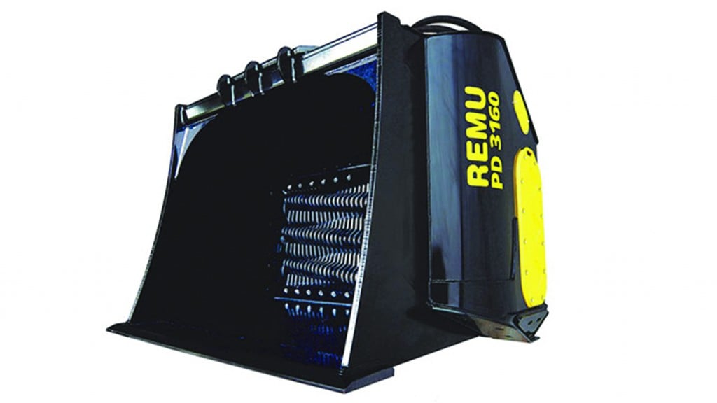 Remu extra-strong screening bucket is ready to work hard