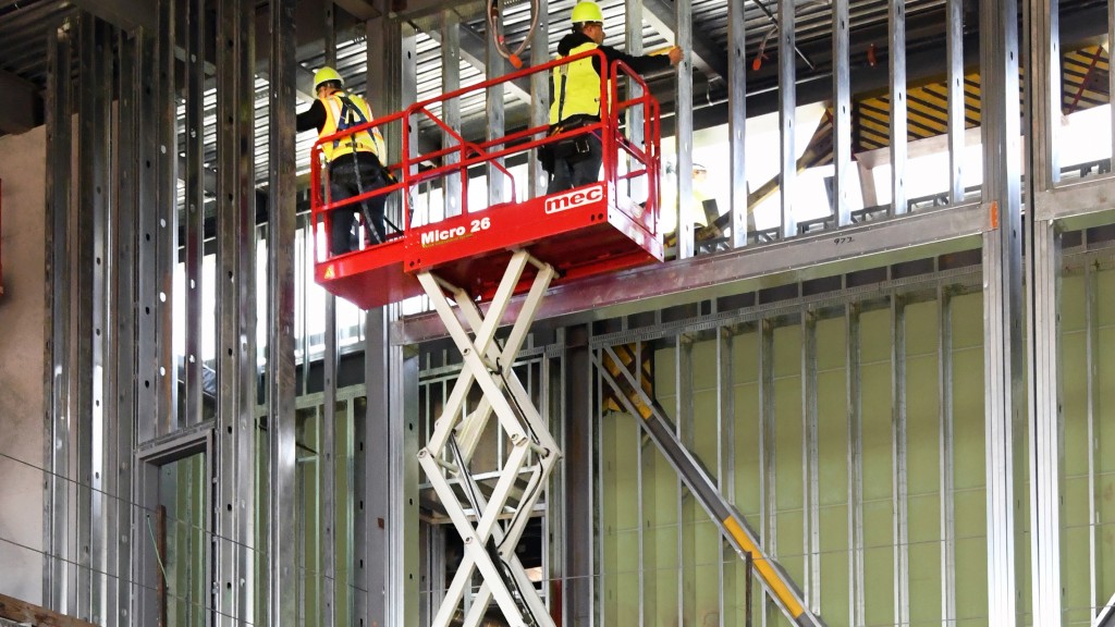 MEC's Micro 26 is an innovative alternative to traditional scissor lifts. Like the 1330SE and Micro 19 micro scissors, the Micro 26 features a micro footprint.