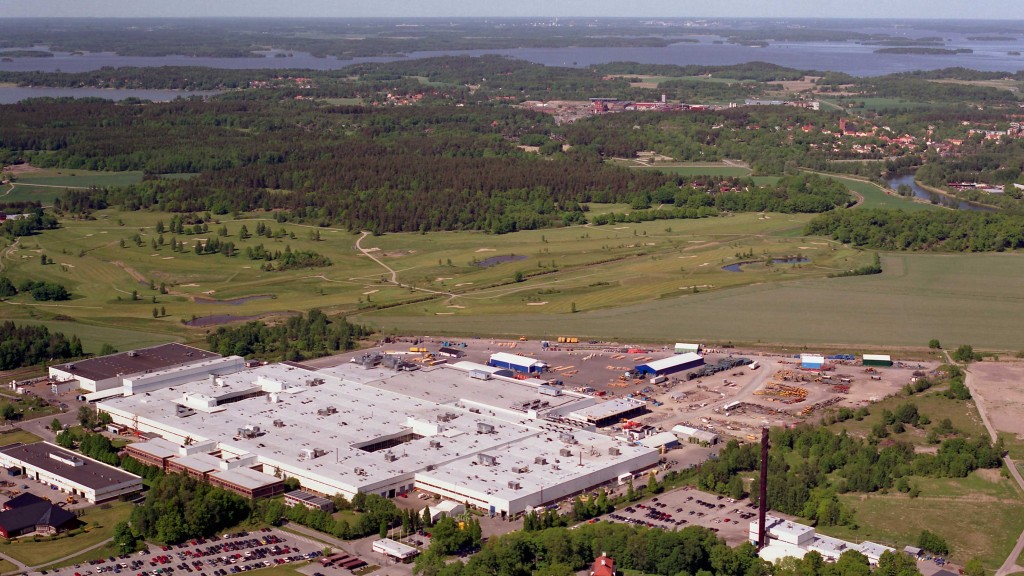 Volvo CE makes big investment in R&D test track, 5G technology and sustainability at Eskilstuna facility