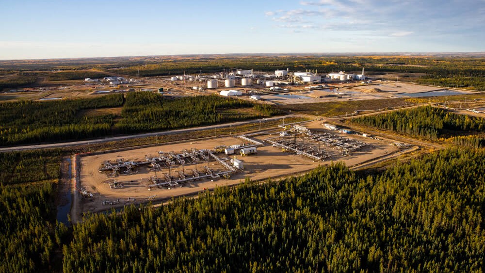 MEG Energy announces record $195 million free cash flow, $285 million debt repayment and new 5-Year credit facility MEG Energy announces record $195 million free cash flow, $285 million debt repayment and new 5-Year credit facility