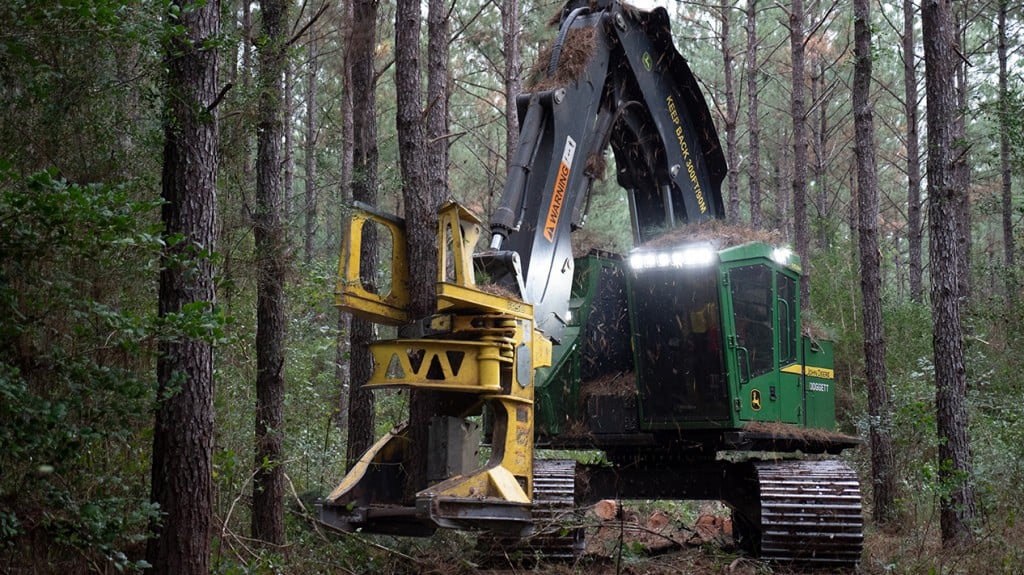 John Deere's new felling heads collect larger, tighter bunches