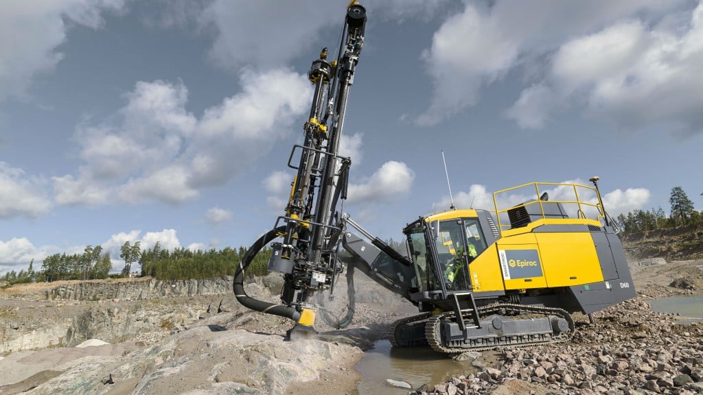 SmartROC D60 surface drill rig