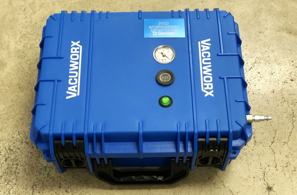 25-pound Vacuworx vacuum lifting system moves 100 times its own weight