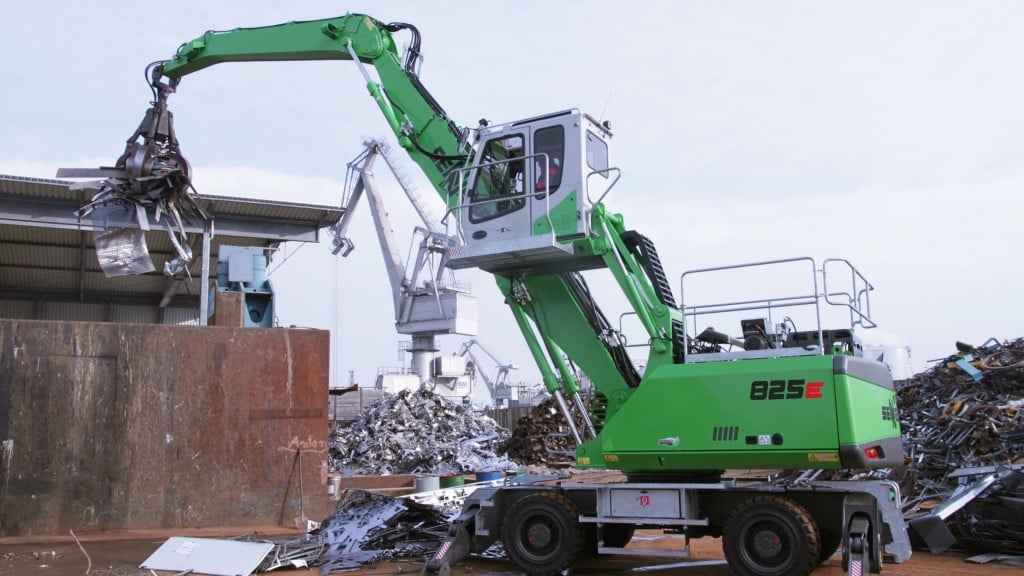 Sennebogen 825 M material handler at the scrapyard