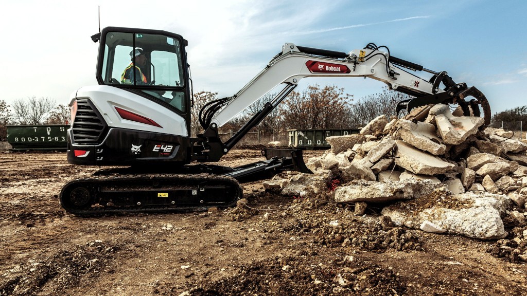 A Bobcat R2-Series E42.