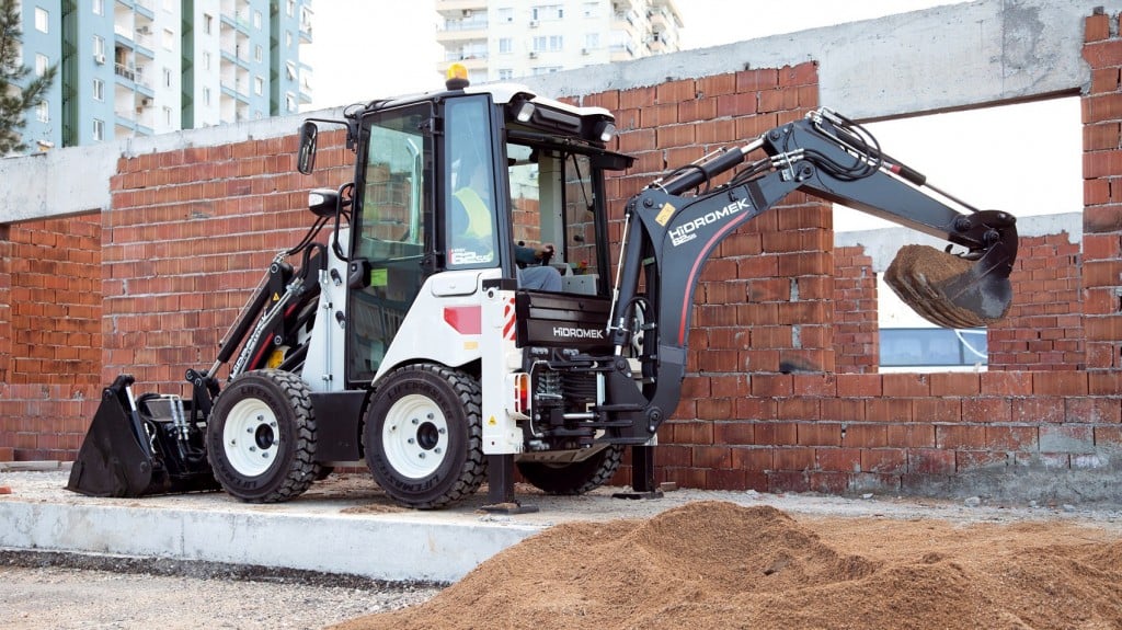 HMK 62 SS mini backhoe loader