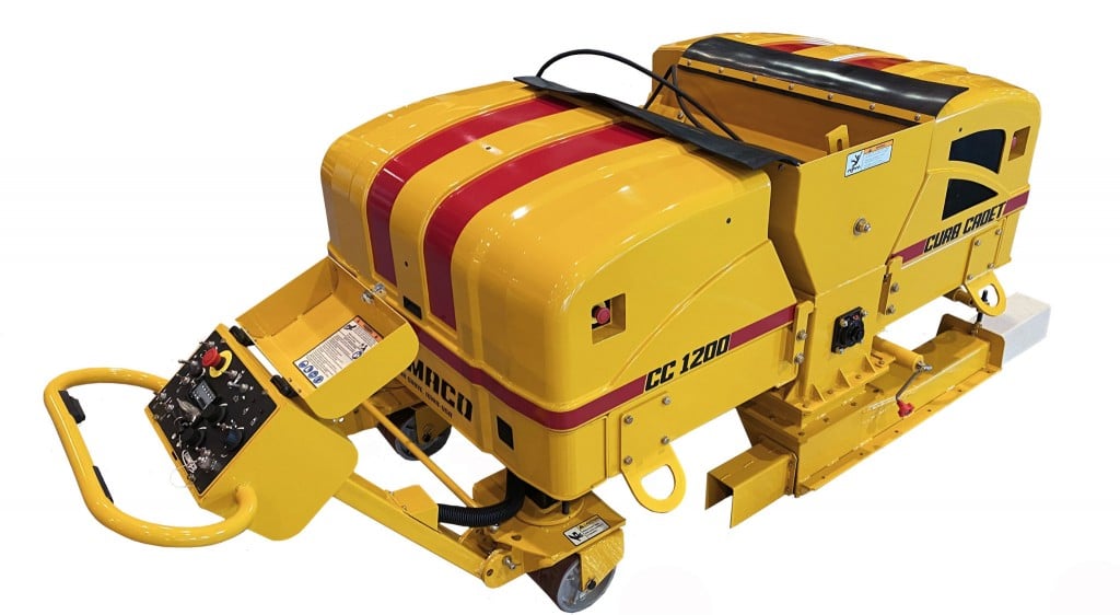 Gomaco reinvents its smallest curb machine