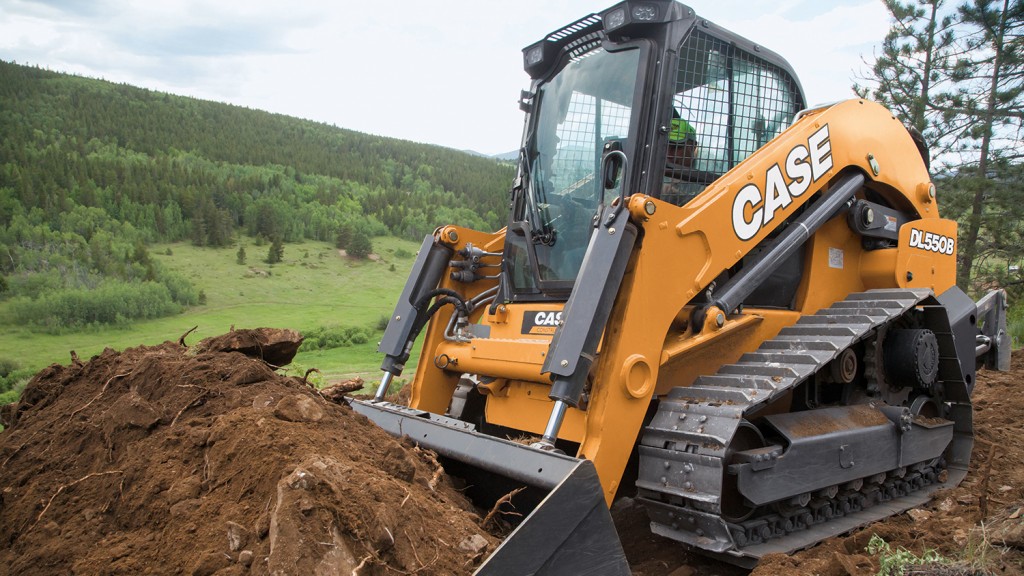 Case's Project Minotaur compact dozer loader coming to market in 2020