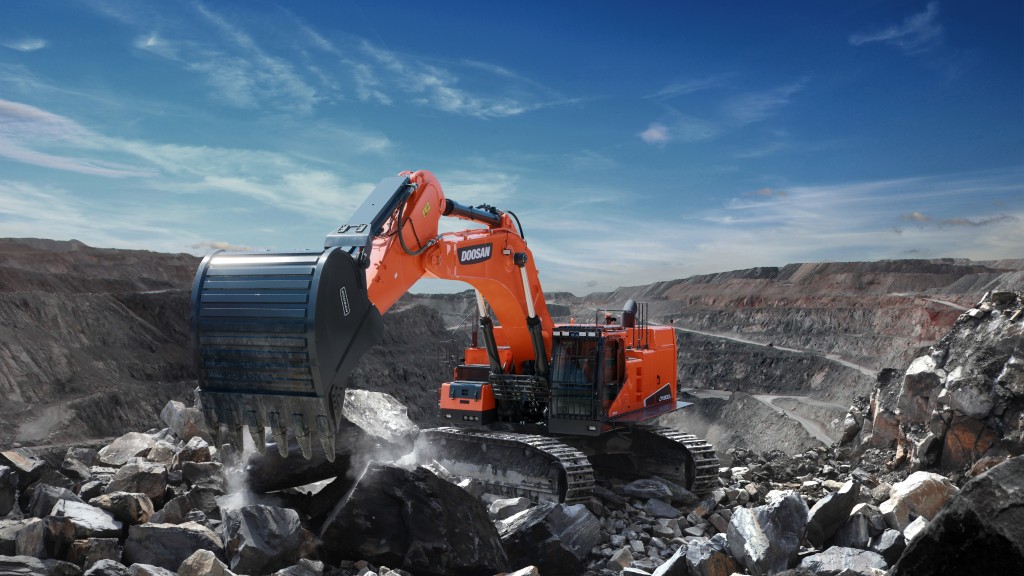 Doosan DX800LC-7 Crawler Excavator in a quarry