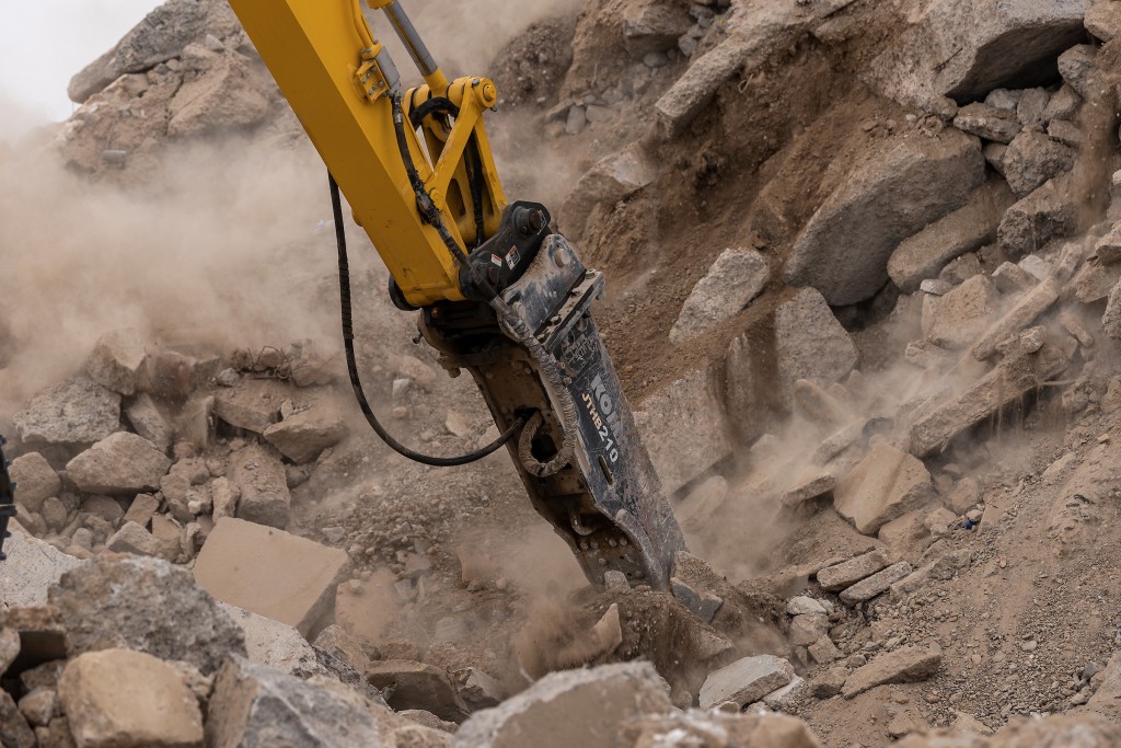 Komatsu introduces range of hydraulic rock breakers to North American market