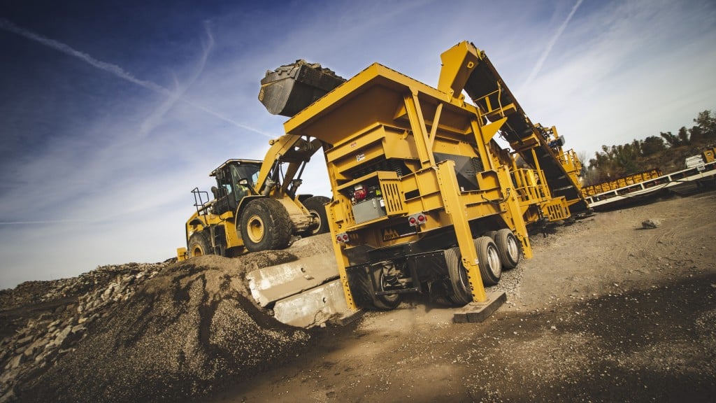 IRock Crushers RDS-20 at work in a mine