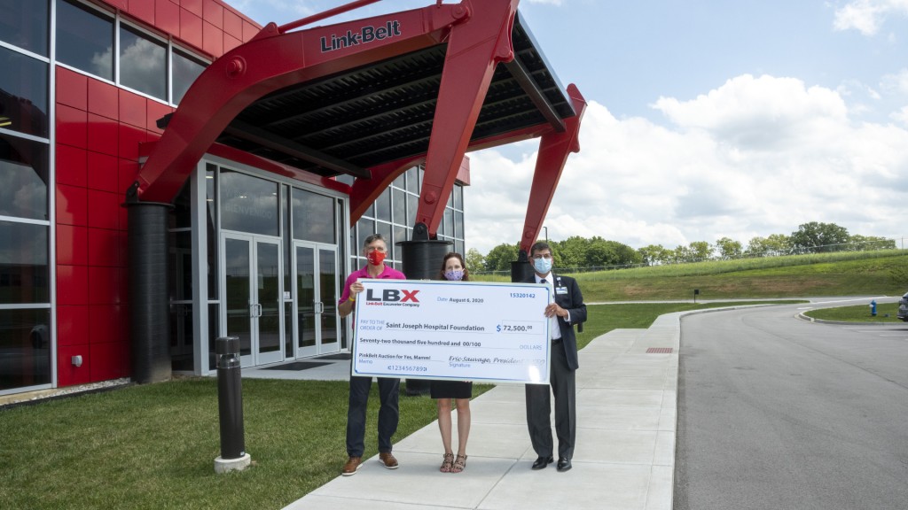 lbx yesmamm check presentation in front of LBX facility