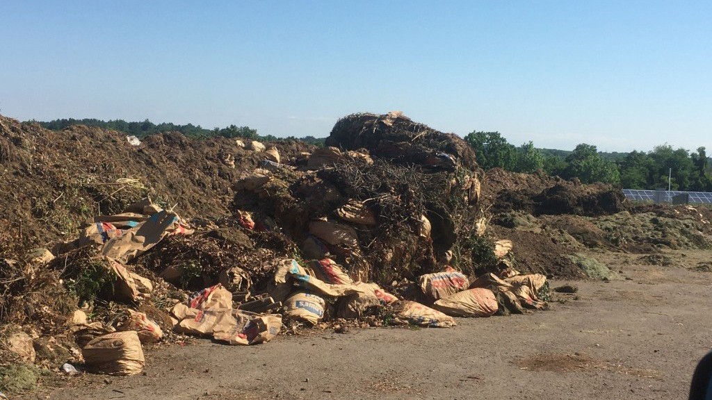 ecoverse lexington mixed organics pile