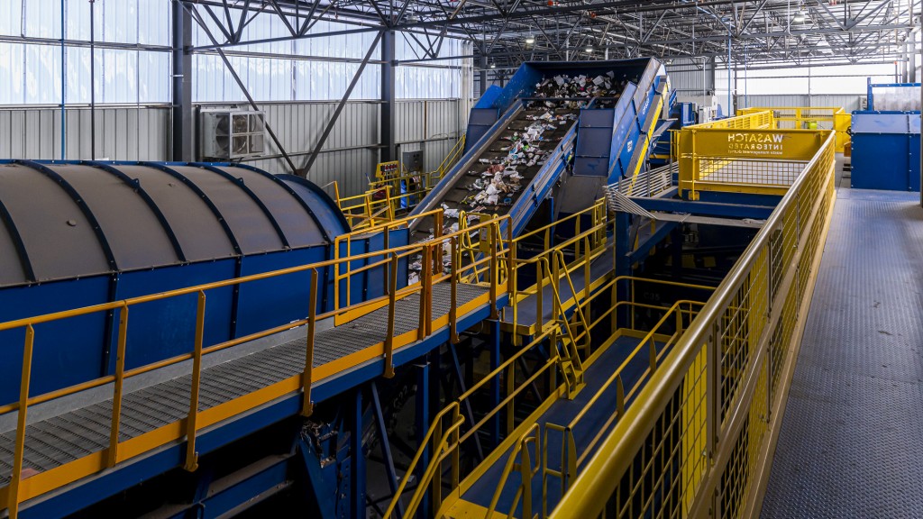 Upgraded Wasatch MRF using CP sorting technology processing mixed MSW and single-stream on the same line