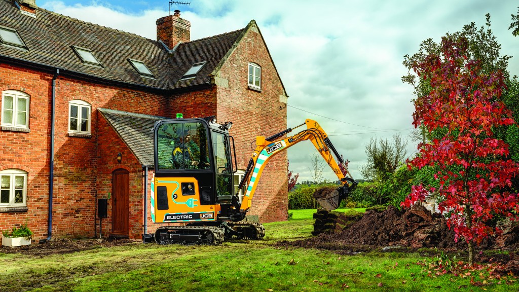 JCB electric excavator digging