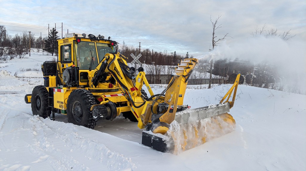 Pettibone’s rail crane, the Speed Swing 445F