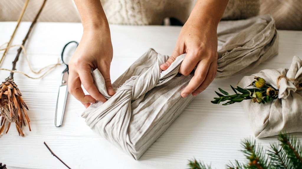 Fabric wraps are a green alternative to wrapping paper, and can be reused and repurposed over and over again.