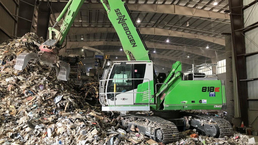 sennebogen 818 material handler at work in a scrap facility