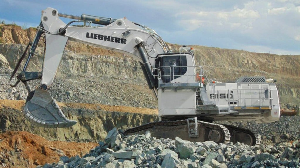 The Liebherr R 9150B E on a mining site