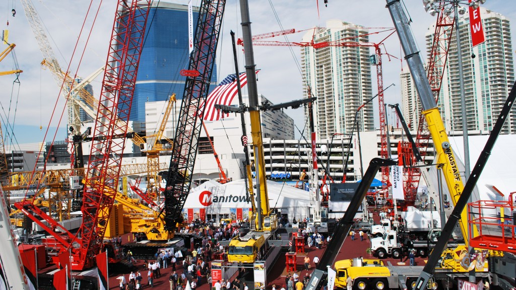 con expo con/agg 2020 with cranes and other machines