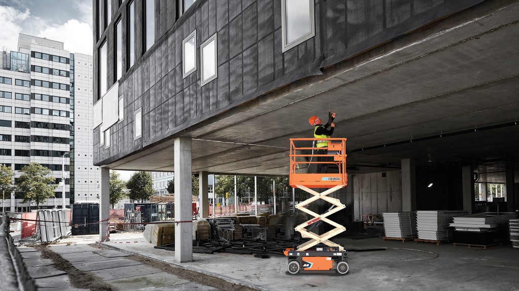 Low-level access lifts vs. ladders and scaffolding