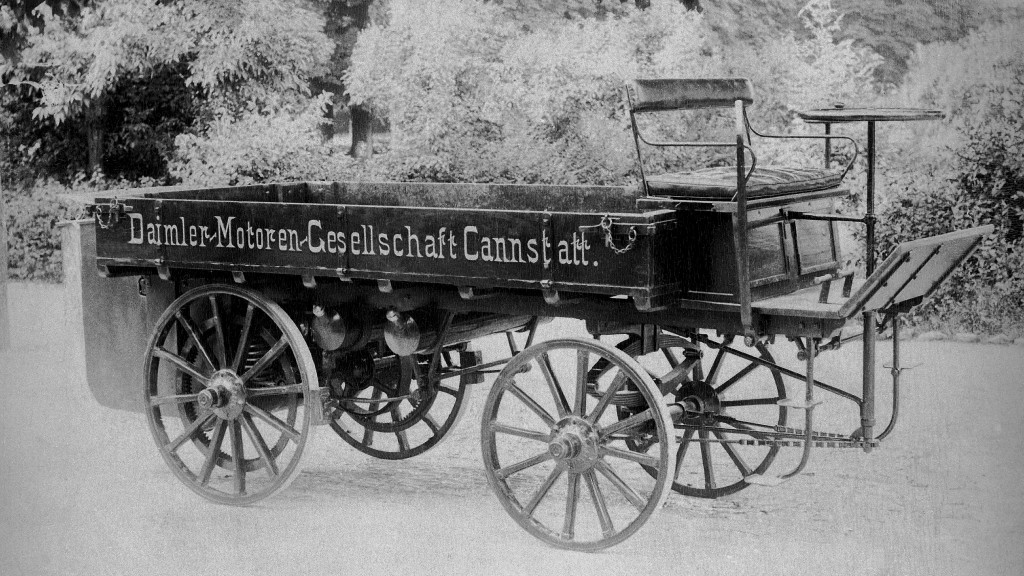 Gottlieb Daimler's first truck, built in 1896.