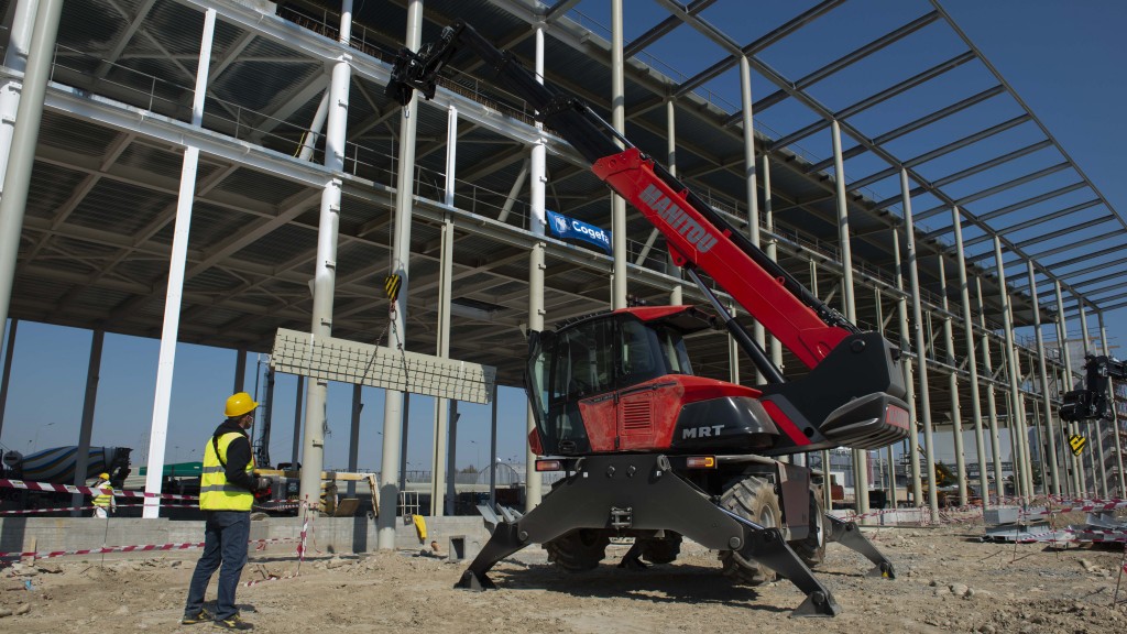 manitou group mrt1845 rotating telehandler lilting material