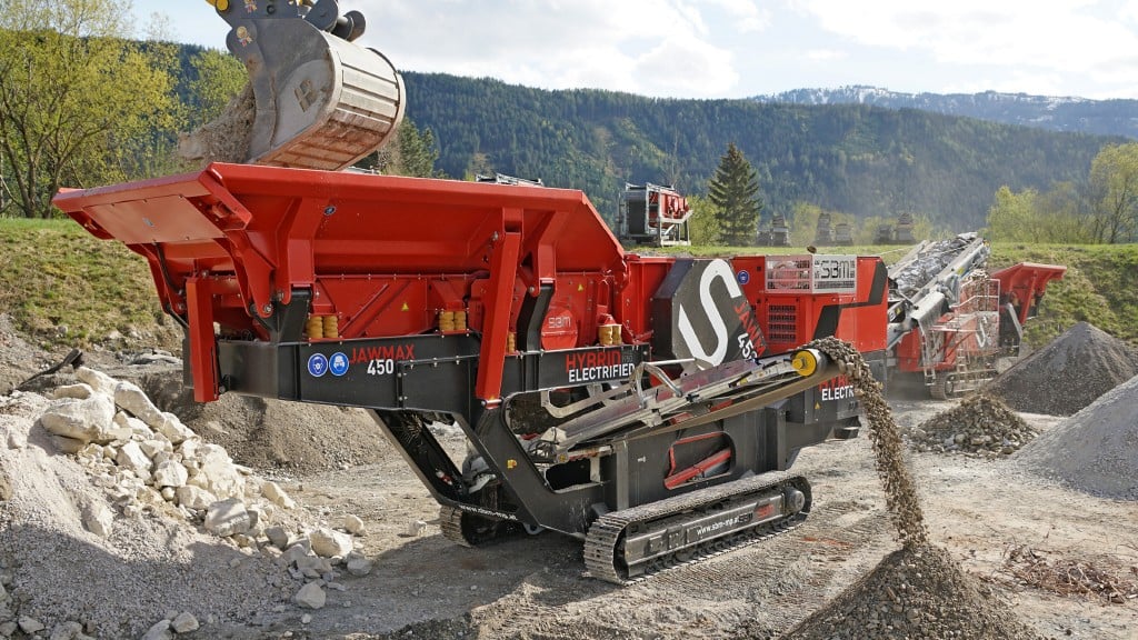 SBM introduces new jaw and impact crusher models in 40-ton class
