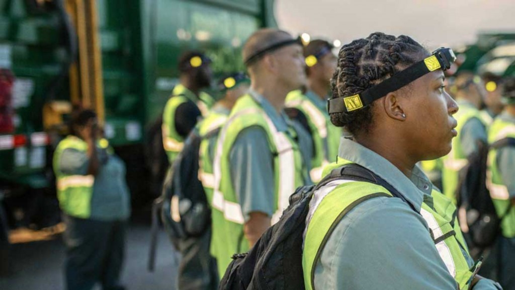 SWANA recycling workers