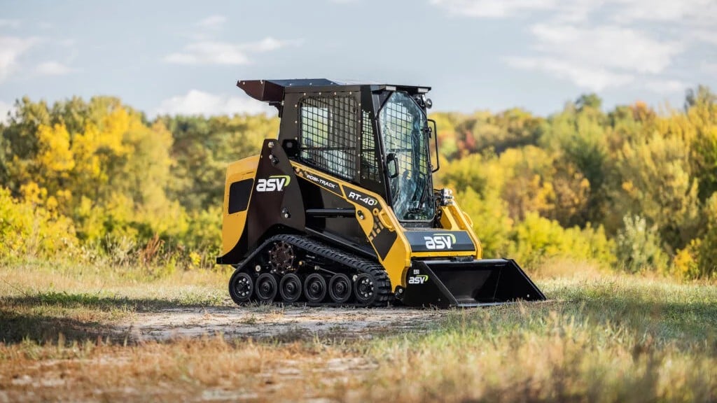 ASV launches new Yanmar-powered RT-40, with engine serviceable at ASV dealers