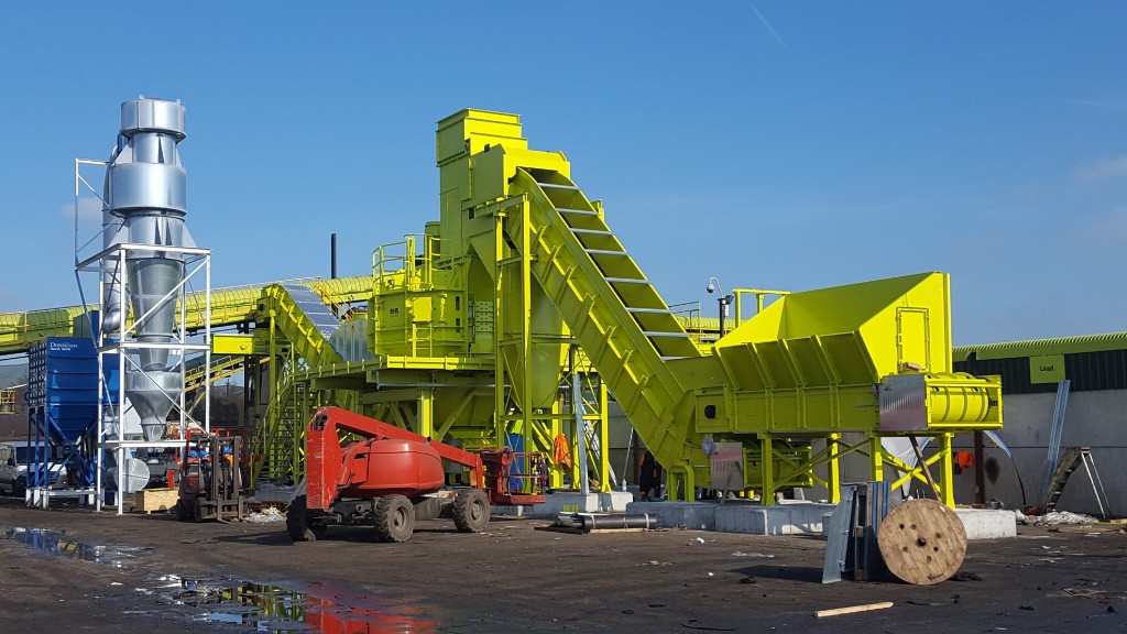 The recycling plant in the UK for processing automotive shredder residue (ASR) and electric and electronic scrap (WEEE) was still under construction here. It was planned and implemented by BHS-Sonthofen.