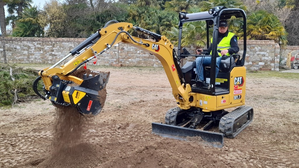 MB Crusher's two new shaft screening buckets are designed for mini and compact excavators