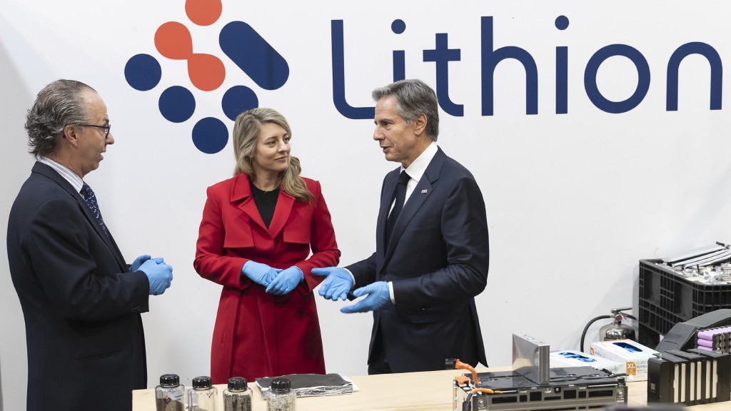U.S. Secretary Blinken visits Lithion lithium-ion battery recycling MRF in Montreal, Canada