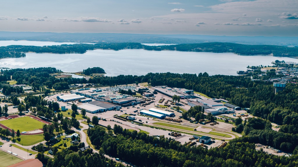 An aerial photo of a manufacturing facility