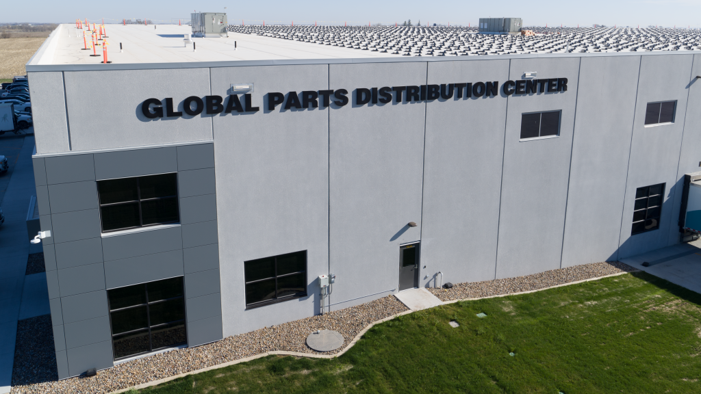 Vermeer opens new 312,000-square-foot global parts distribution centre