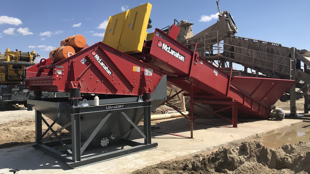 A dewatering screen in an aggregate plant.