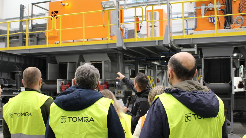 EcoReFibre partners investigate wood sorting technology at TOMRA headquarters