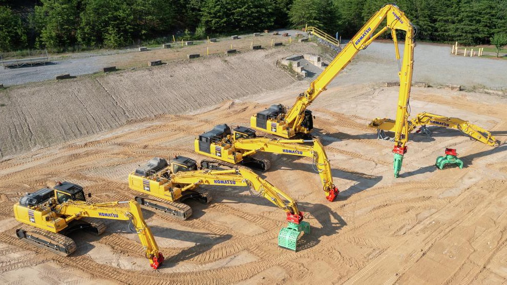 The Komatsu PC490HRD-11, PC290LC-11, PC360LC-11, and PC490LC-11 are now available in North America.