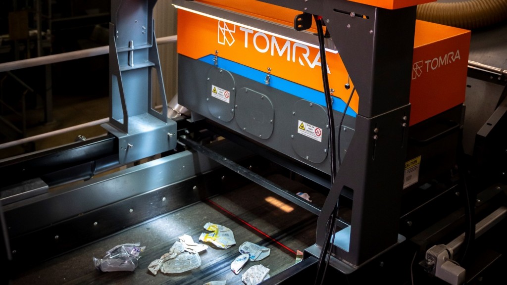 TOMRA's new PET Cleaner and Paper Cleaning applications leverage deep learning technology to recognize hard-to-classify objects.