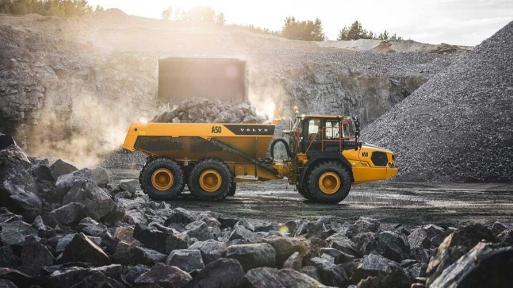 Product overhaul helps Volvo CE maintain profits despite industry slowdown