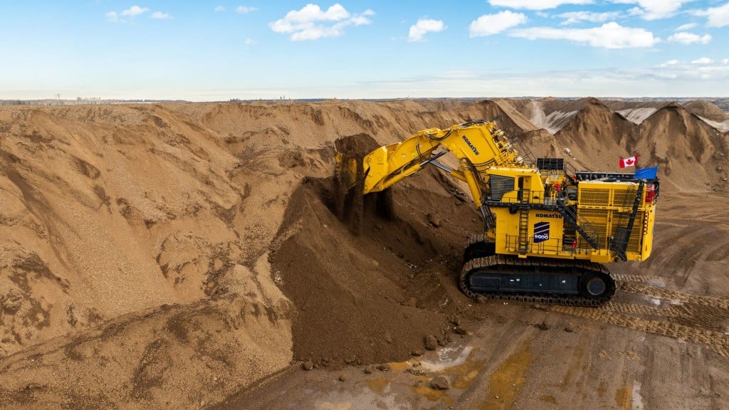 Komatsu’s largest hydraulic mining excavator arrives in Canada