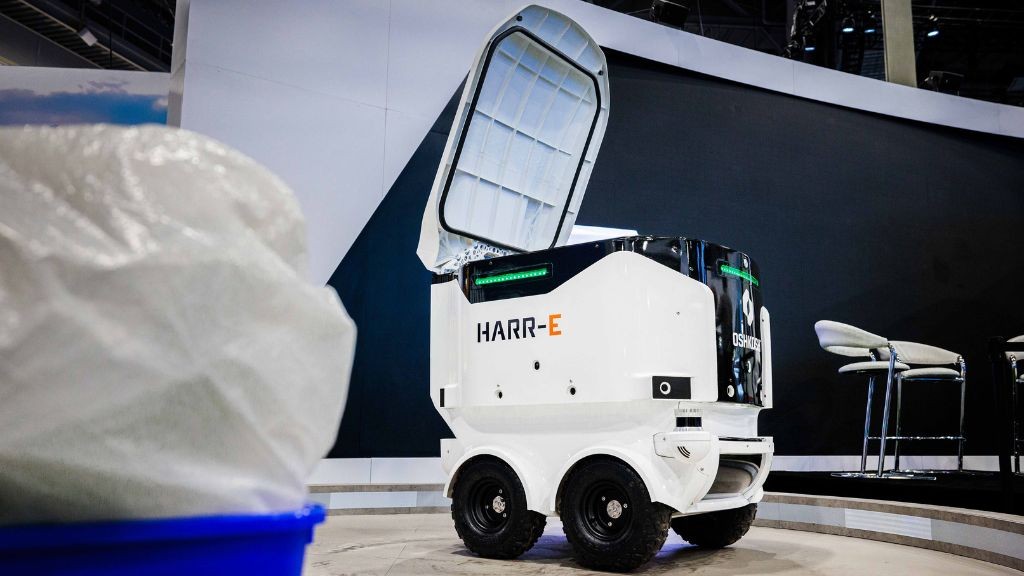 McNeilus shows off autonomous AI recycling robot and fully electric vehicles at WasteExpo