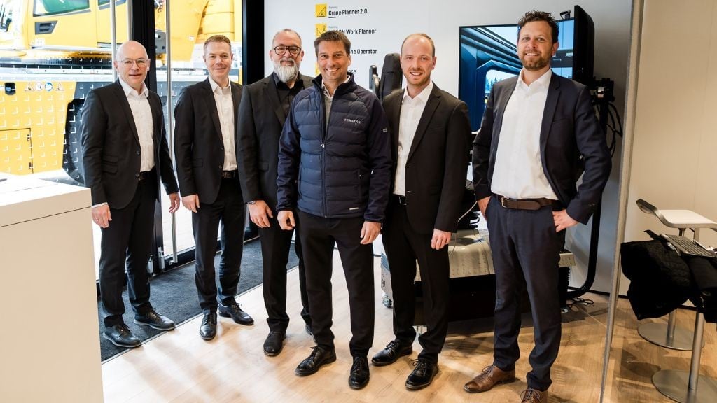 Liebherr partners with Tenstar Simulation to bring VR and immersive training to crane operators