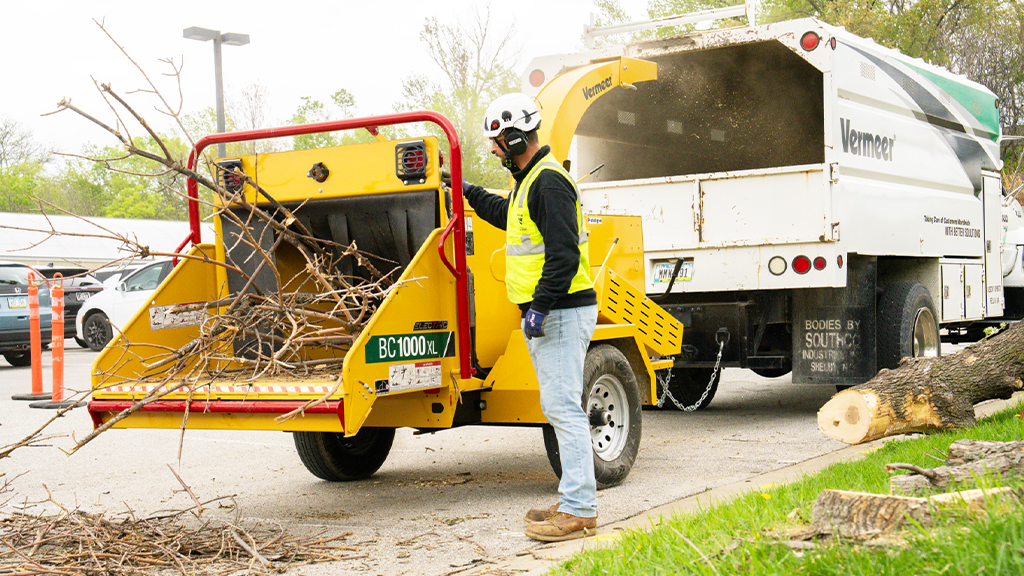 Vermeer starts rollout of electric equipment for tree care