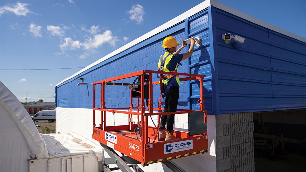 Smart lifts, safer job sites