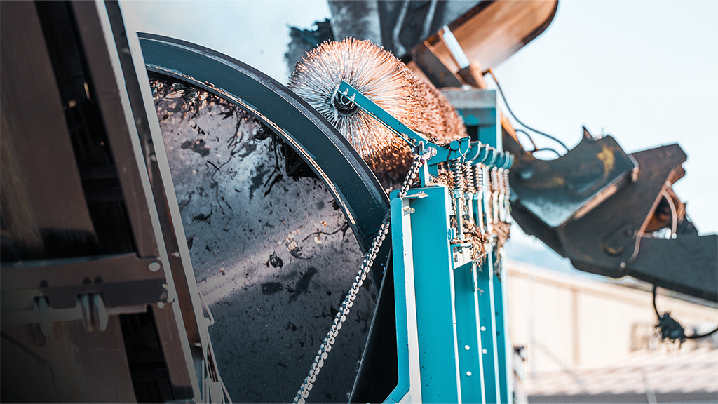 A close up image of a triple trommel A close up image of a triple trommel