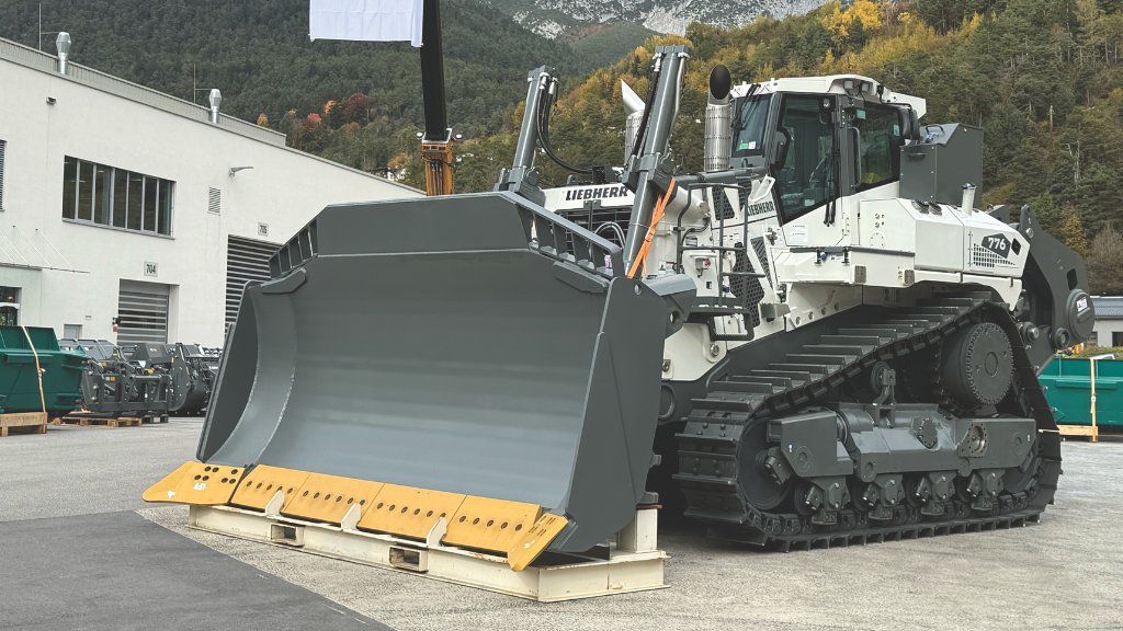Liebherr's Generation 8 dozers push boundaries