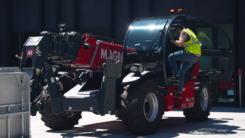 VIDEO: Tips for seamless attachment control with Magni’s Q-FIT system